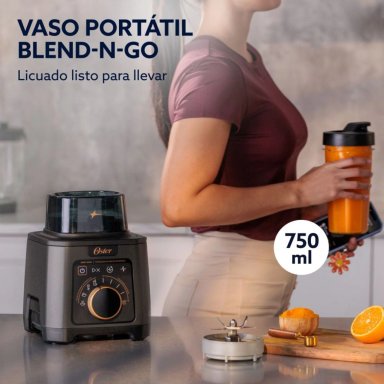 LICUADORA OSTER TITÁN 2200W BLSTXT-XG-053 - 11