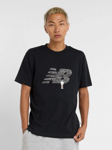 POLO  HOMBRE NEW BALANCE CHALK BOARD LOGO