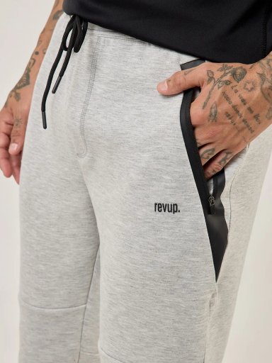 PANTALÓN BUZO HOMBRE REVUP GRIS CLARO CORTES - 4