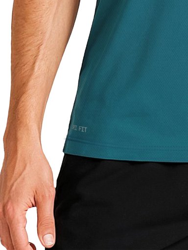NIKE SWIM HYDROGUARD ESSENTIAL CAMISETA DEPORTIVA DRI-FIT CON PROTECCIÓN UV - 4