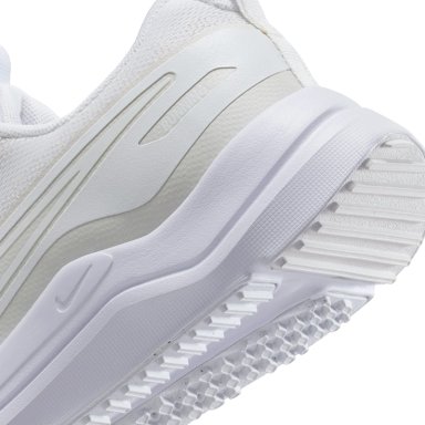 ZAPATILLAS NIÑO NIKE RUNNING BLANCO NIKE COSMIC RUNNER GS - 5