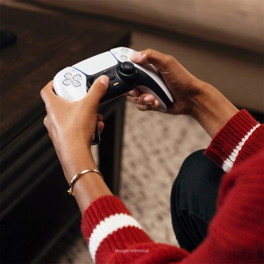 CONSOLA PS5 SLIM STANDARD + 2 JUEGOS GT 7 & ASTRO BOT - 9