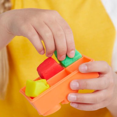 PLAYSET PLAY DOH PREPARA SMOOTHIES DIVERTIDOS - 11