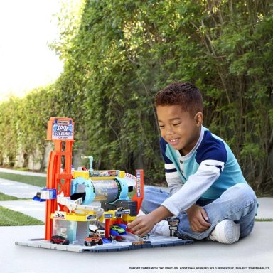 MATCHBOX SET DE JUEGO SET SÚPER AUTO CENTER