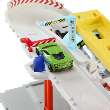 MATCHBOX SET DE JUEGO SET SÚPER AUTO CENTER - 10