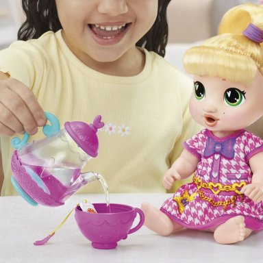 MUÑECA BABY ALIVE FIESTA DE TE BURBUJEANTE LALA GOOGOO - 6