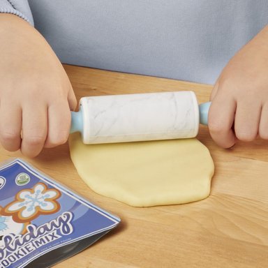 Little Tikes Creative Chefs Holiday Cookie Kit - 3