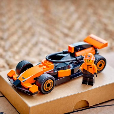 BLOQUES DE CONSTRUCCIÓN LEGO PILOTO DE F1 FORMULA 1 CON COCHE DE CARRERAS MC 60442 86 PIEZAS - 4