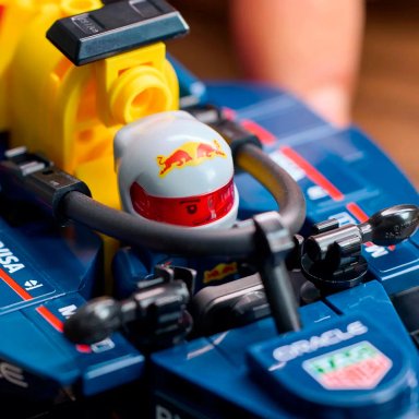 BLOQUES CONSTRUCCIÓN LEGO COCHE DE CARRERAS ORACLE RED BULL RACING 251 PIEZAS FORMULA 1 - 3