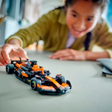 BLOQUES CONSTRUCCIÓN LEGO COCHE DE CARRERAS MCLAREN 269 PIEZAS FORMULA 1 - 3