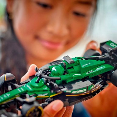 LEGO COCHE DE CARRERAS ASTON MARTIN ARAMCO 269 PIEZAS F1 FORMULA 1 AMR - 2