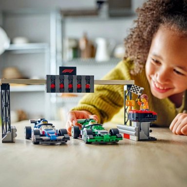 BLOQUES DE CONSTRUCCION LEGO PARRILLA DE F1 Y COCHES DE CARRERAS 313 PIEZAS F1 FÓRMULA 1 - 3