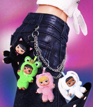 MUÑECA BRATZ BRATZIEZ ICONZ SERIES - CAJA A CIEGAS MODELO ALEATORIO - 3