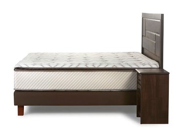 DORMITORIO EUROPEO ROSEN NEST KING DOLCE + 2 VELADORES - 3