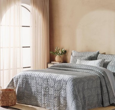 CUBRECAMA MAISON LINETT HOJAS GRIS KING - 4