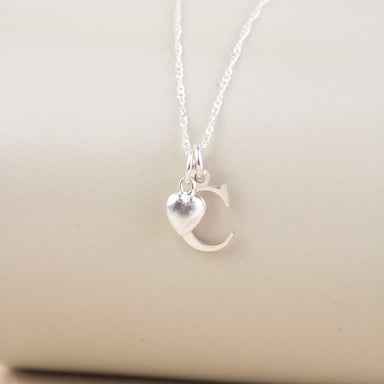 COLLAR INICIAL C PLATA CON CORAZÓN - 2