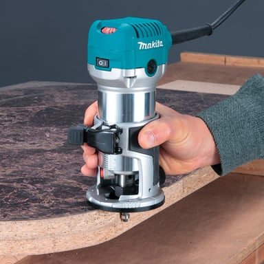 RECORTADORA RUTEADORA MAKITA RT0700C 1/4' 710W VELOCIDAD VARIABLE - 3