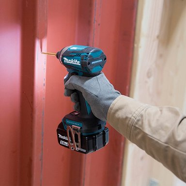 ATORNILLADOR MAKITA DTD154Z IMPACTO 1/4' 18V 175NM BL XPT SIN BAT - 2