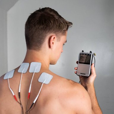 MASAJEADOR PERUMASSAGE PIES ELECTROESTIMULADOR TWIN STIM PLUS TENS/EMS DIGITAL 4 CANALES 8 PARCHES - 4