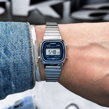 RELOJ CASIO MUJER DIGITAL LA670WA-1 VINTAGE PLATEADO FEMENINO - 3