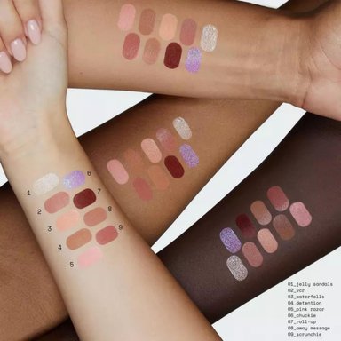 BRILLO LABIAL R.E.M BEAUTY BY ARIANA GRANDE VOLUMINIZADOR VCR - 4