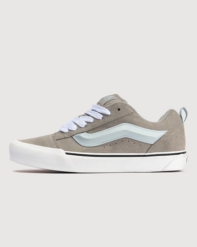 ZAPATILLAS VANS UNISEX KNU SKOOL GRIS - 1