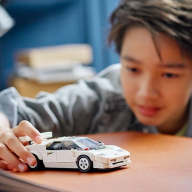 LEGO SPEED CHAMPIONS LAMBORGHINI COUNTACH COCHE DE CARRERAS CON MINIFIGURA - 2