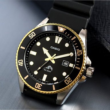 RELOJ CASIO HOMBRE ANÁLOGO MDV-106G-1AV DURO MARLIN FECHA ACUÁTICO CORREA DIAL NEGRO DORADO ACERO INOXIDABLE RESINA - 5