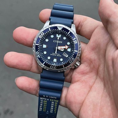 RELOJ HOMBRE ANÁLOGO CITIZEN PROMASTER ECO DRIVE BN0151-09L SOLAR FECHA ACERO INOXIDABLE CORREA DE RESINA AZUL - 3