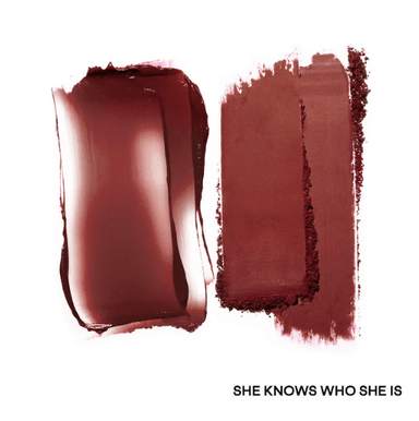 RUBOR EN CREMA Y POLVO TONO SHE KNOWS WHO SHE IS -PATRICK TA - 2