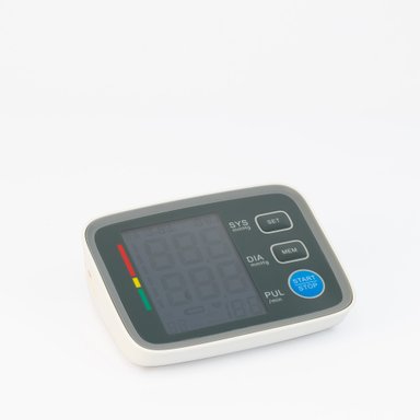 TENSIÓMETRO ALPHAGOMED U80EH - 4