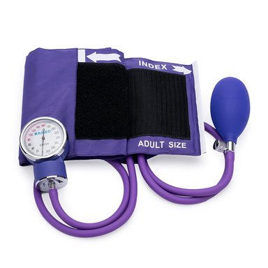 TENSIÓMETRO MANUAL ANEROIDE CON ESTETOSCOPIO KAMED MORADO - 4