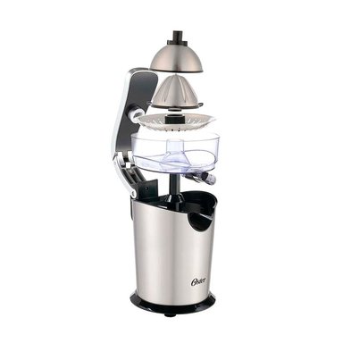 COMBO LICUADORA OSTER BLSTPEG-NPB + EXPRIMIDOR DE CÍTRICOS OSTER FPSTJU4200 - 7