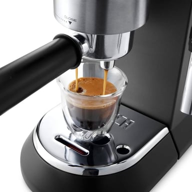 CAFETERA DE ESPRESSO DEDICA STYLE NEGRA DELONGHI EC685.BK - 3