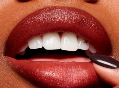 LABIAL MAC POWDER KISS VELVET BLUR SLIM STICK NUTMEG GANACHE 2 G - 5