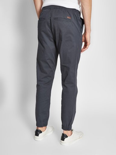 PANTALÓN JOGGER HOMBRE CLOUDBREAK - 2