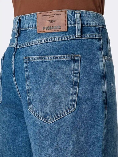 JEAN MOM FIT HOMBRE PIONIER PUMA - 5