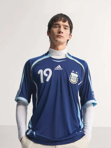 POLO HOMBRE ADIDAS ARGENTINA VISITANTE MESSI 2006 - 1