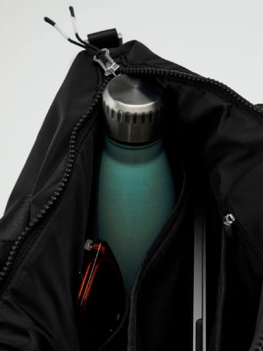 MOCHILA UNISEX FABLETICS NEGRO THE EVERYDAY TOTE - 3