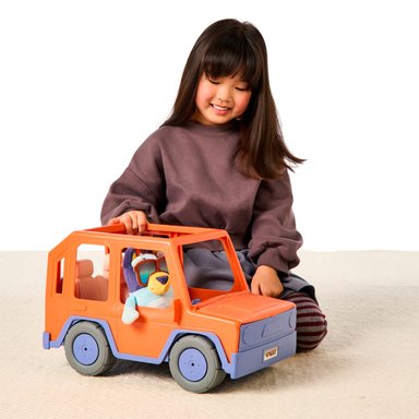 VEHÍCULO GRANDE 44CM CON PELUCHE BLUEY - 1