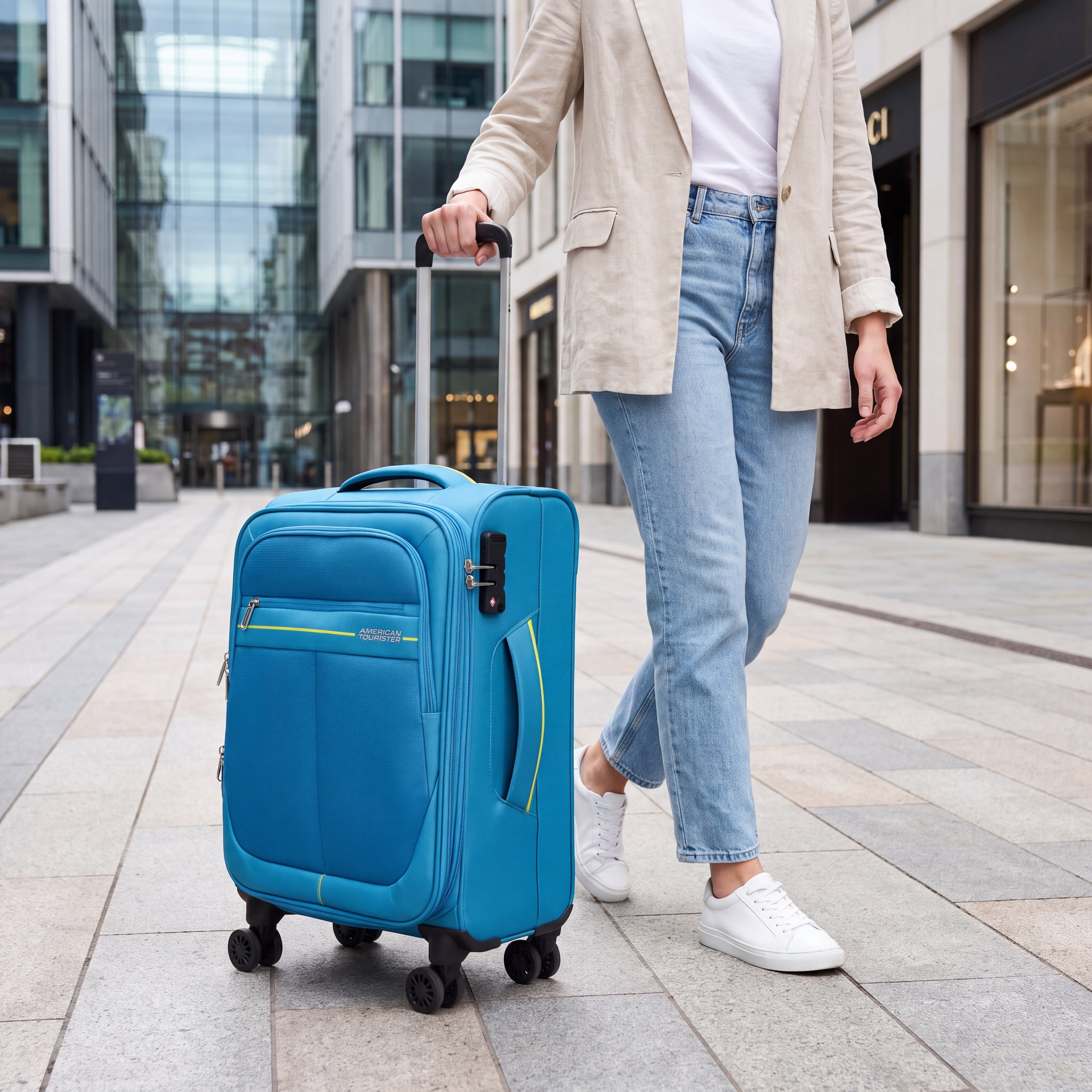MALETA BLANDA AMERICAN TOURISTER SKYLAND MEDIANA ASTRO BLUE