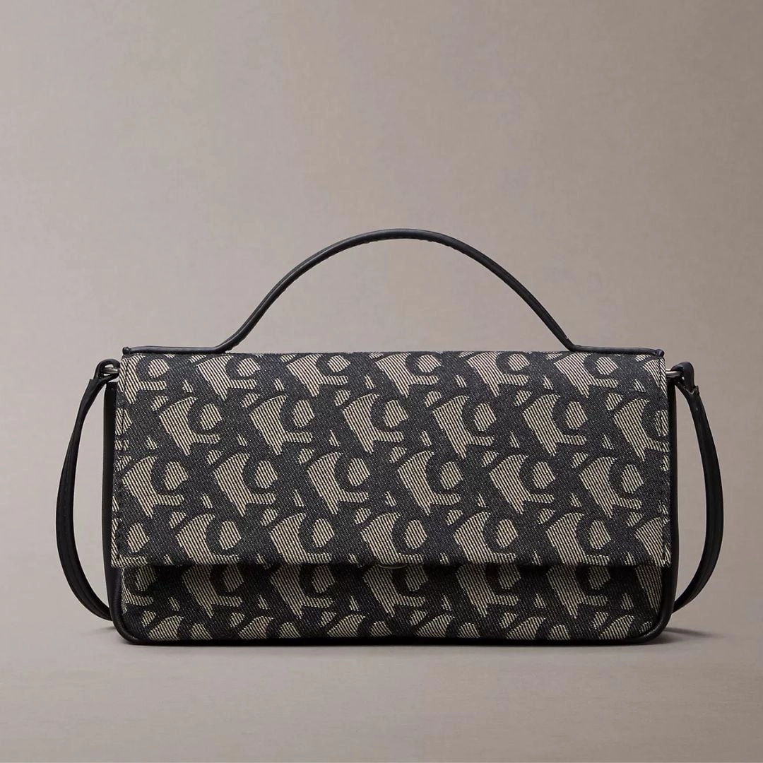 CARTERA CALVIN KLEIN MUJER ALLOVER CROSSBODY FLAP LOGO MONOGRAMA NEGRO